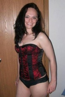 , 25  female escort, chilliwack